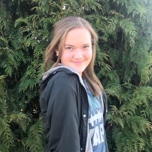 Meet your Posher, Lauren